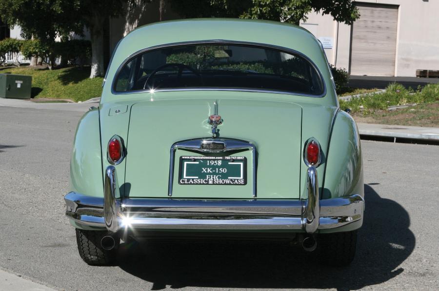  Jaguar XK150 3.4 Fixed Head Coupe 1958 года  (фото 2 из 10)